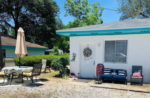 Ocean City Apartment | SWEET COZY COTTAGE IN OCEAN CITY JUST4.5 MILES FROM THE BEACH❤️