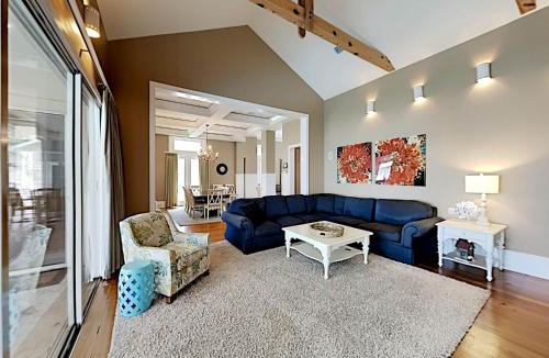 Crystal Shores House | Sweet Destiny