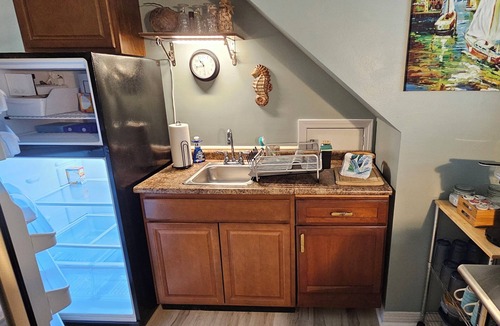 Shalimar Apartment | Sylvia's Suite Dreams-kayak and paddleboard free, close to Destin & best beaches