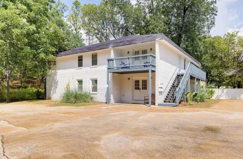 Talladega Apartment | Talladega Rental < 15 Mi to Superspeedway & River!