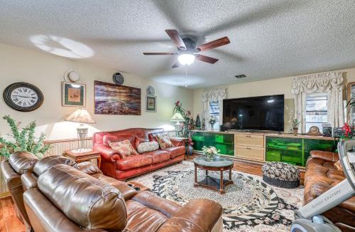 Limona Improvement House | Tampa Area Home w/Indoor Pool, Families Welcome!