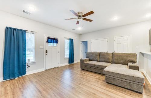 Whitney House | Texas Family Home w/Hot Tub: 1 Mi to Lake Whitney