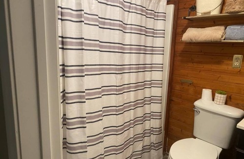 Deweyville House | Texas Tranquility: Your Ideal Orange Rental Homes!
