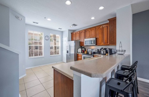 Florida Central Atlantic Coast Cottage | Th155 - 3BR House Near Disney, Sleeps 8 Guests