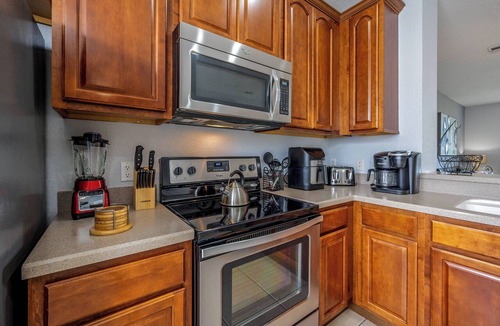 Florida Central Atlantic Coast Cottage | Th155 - 3BR House Near Disney, Sleeps 8 Guests