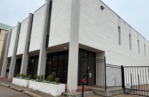 Downtown Jackson Apartment | The 610 Flats: Zen Den #25