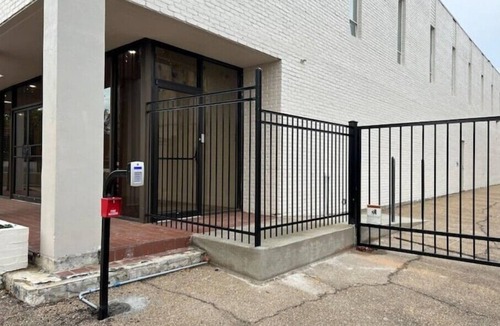 Downtown Jackson Apartment | The 610 Flats: Zen Den #25