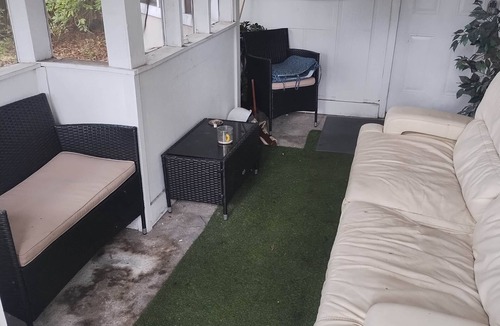 Jacksonville Apartment | The Annex – Ronnie Van Zant's Former Bedroom!