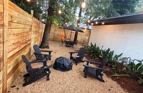 Flowood House | The Barlow House Stylish Retreat with Fire Pit & Outdoor Living