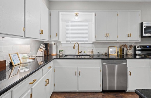 Belton Cottage | The Belton Belle —Historic Belton Cottage