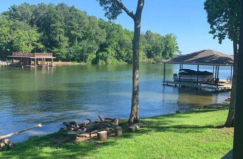 Rogersville House | The Camp on Wheeler Lake 67 Longshore Dr. Rogersville, Al 35652