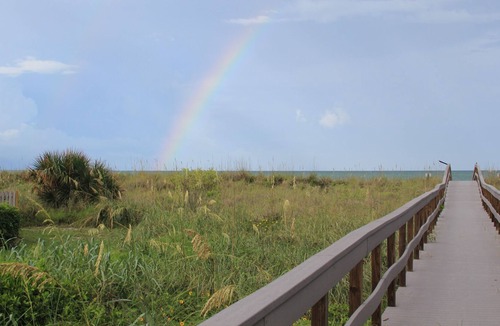 Treasure Island Cottage | The Cleanest Cottage on the Beach! Our Reviews do the talking.