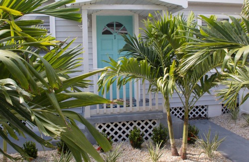 Treasure Island Cottage | The Cleanest Cottage on the Beach! Our Reviews do the talking.