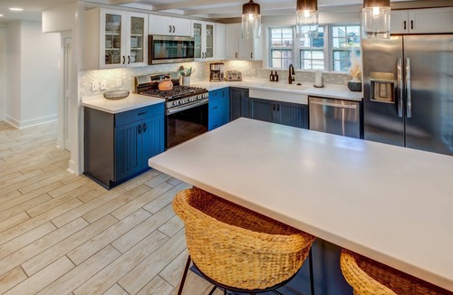 The Meadows House | The Conch Chateau: Stylishly Renovated Conch House in the Heart of Key West, Heated/Chilled Pool!