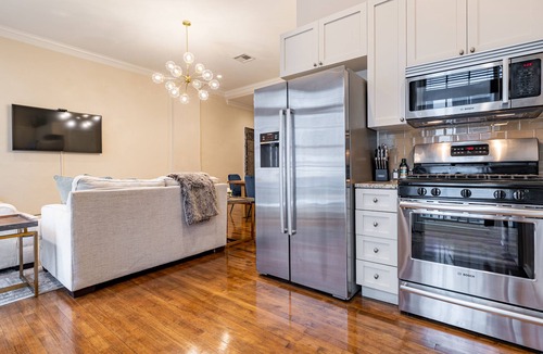 French Quarter Apartment | The Creole, 2B/2B Historic FQ Apt. - 60 Day Min. Rental