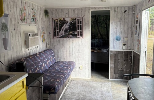 West Monroe House | The Dragonfly! Cozy Camper in Calhoun