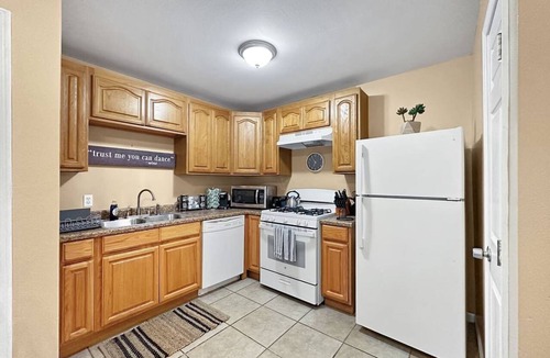 Chalmette House | The Dubarry Cottage | Quite Family Stay Near NOLA