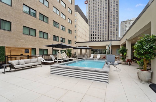 Central Business District Apartment | The Eleanor New Orleans