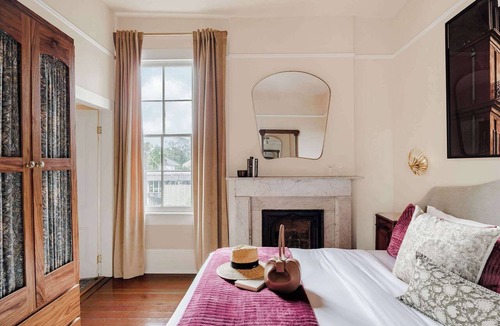 Touro Hotel | The Estella, 6BR Garden District Suite,Shared Pool