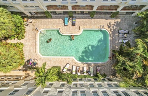 Palm Beach - West Palm Beach Apartment | The Flamingo Flat | Steps to Beach + Heated Pool