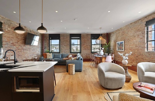 Faubourg Lafayette Hotel | The Gisele: 4BR/4BA for 8 | Pool + Streetcar Stop