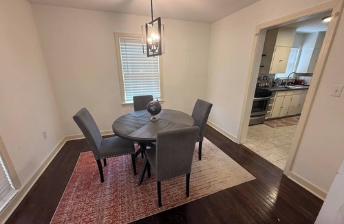 Fondren House | The Gold House in North Fondren