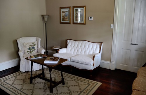 Pascagoula Bed & Breakfast | The Grand Magnolia Ballroom & Suites