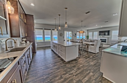 Sunnyside On The Gulf House | The Hidden Gem ~Luxurious Beachfront Home Near 30A!