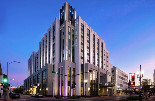 Arts/Warehouse District Hotel | The Higgins Hotel New Orleans, Curio Collection by Hilton