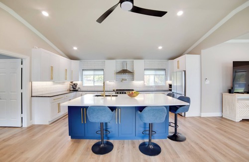 Emory House | The HQ’ Lake Fork Home w/Shared Dock!