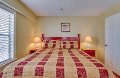 Gulf Lagoon Beach Apartment | The Inn at St. Thomas Square #1304B