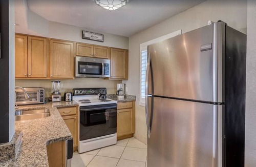 Holiday Isle Condo | The Islander 315 Heated Pool- Hot Tub- Pickle Ball