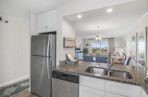 Holiday Isle Condo | The Islander 415 Platinum Plus Unit with W/D -Seasonal Beach Service