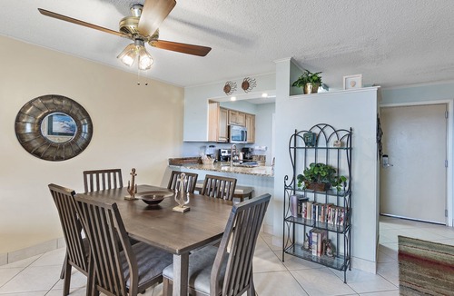 Holiday Isle Condo | The Islander 613 - Winter Months Available - Heated Pool - Washer & Dryer