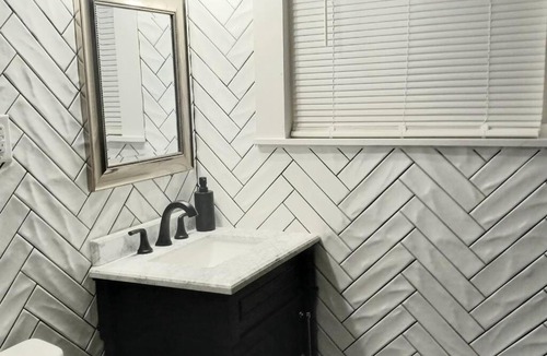 East of Broadway Apartment | The Jasmine On Main