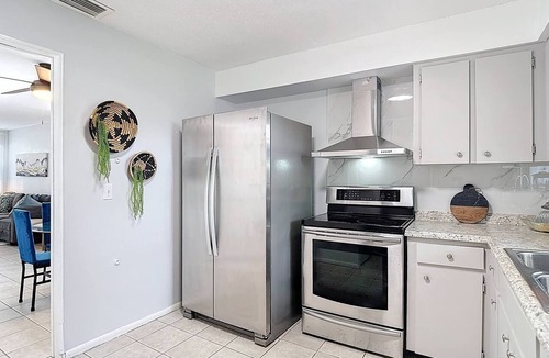 St. Petersburg - Clearwater Apartment | The Jefferson 220 - St Pete (New)