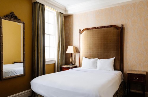 Central Business District Hotel | The Lafayette New Orleans By Kasa Living