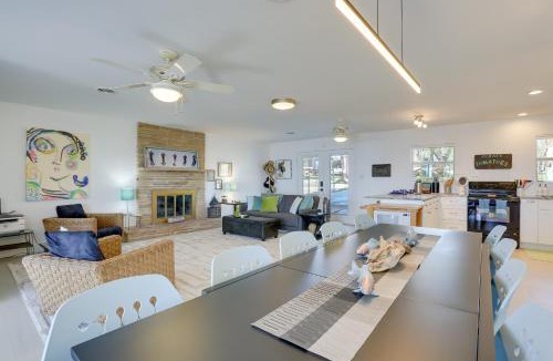 West Livingston House | 'The Lake House' w/Dock & Patio in Livingston