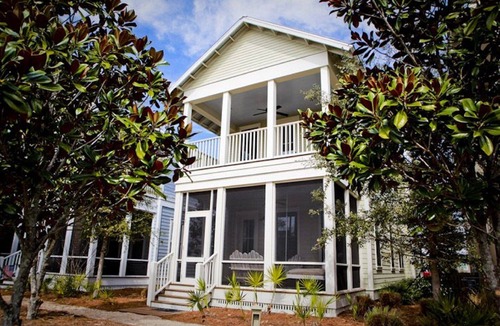 Watercolor House | "The Lighthouse" in WaterColor. Pool, Walk to beach, 4 Bikes & WC amenities incl