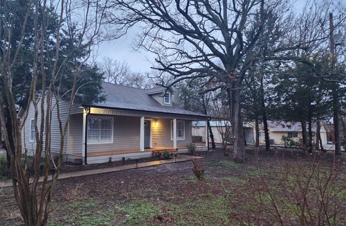 West Tawakoni Cottage | The little Cottage at the Lake