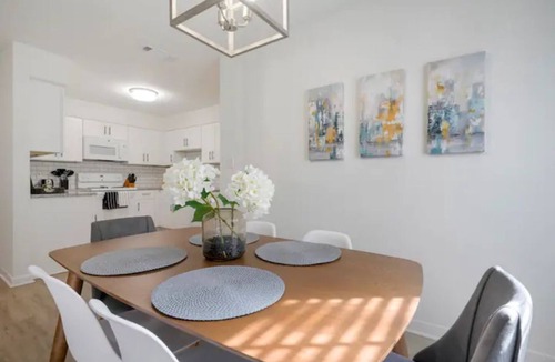 Ocean City House | The Lost Lobster - 10 Min from the beach - Renovated - 2BR/2BA