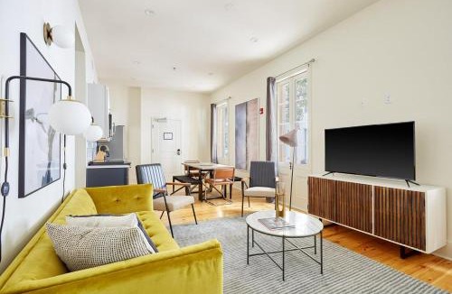 Central Business District Hotel | The Louie Hotel New Orleans, Belvilla District 6 Formerly Sonder