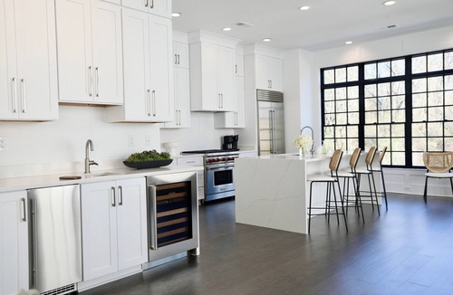 Oxford House | The Manning Luxurious New Construction Walk to the Grove and Square!