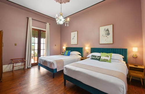 Treme Hotel | The Marsalis Deluxe Guest House