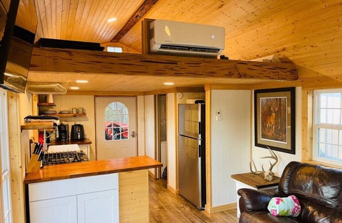 Natchez Cabin | The Natchez Retreat Cabin