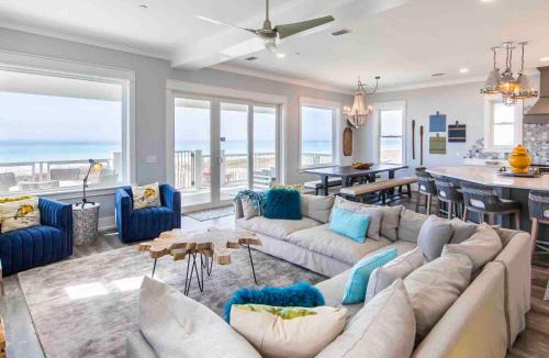Miramar Beach House | The Oasis