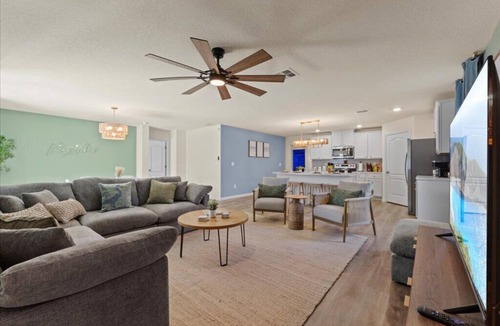 Indian Trails House | The Palmetto Coastal Oasis + Game Room