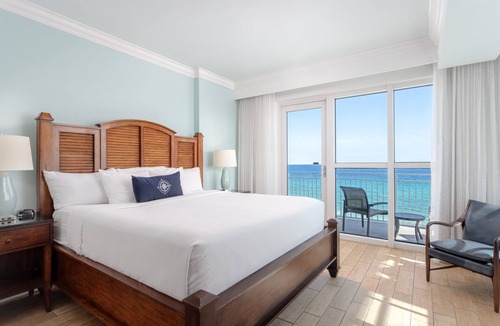 Villa Sabine Hotel | The Pensacola Beach Resort