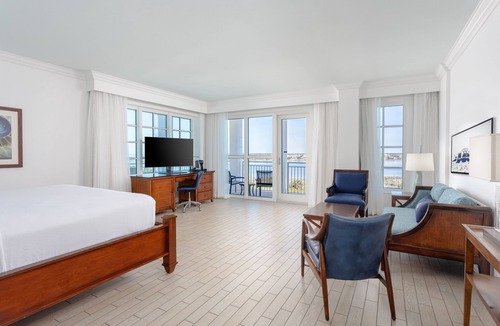 Villa Sabine Hotel | The Pensacola Beach Resort