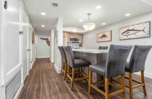 Villa Sabine House | The Pensacola Oasis! Newly Renovated/Amazing Beach & Sunsets!
